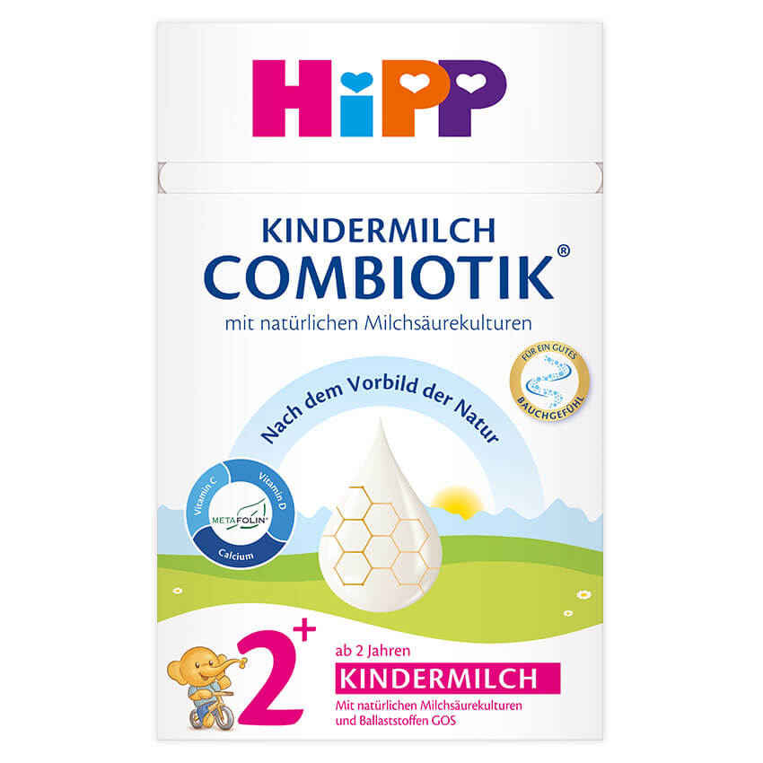 Eine Packung Babymilch "Hipp" mit der Aufschrift "KINDERMILCH COMBIOTIK", die auf die natürlichen Inhaltsstoffe und das Vorhandensein von Probiotika hinweist.